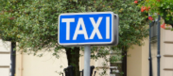 Inowrocławskie taksówki dla seniorów