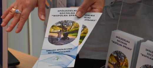 Forum Seniora - stoiska ROPS i podmiotów ekonomii społecznej